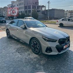 بي ام دبليو i5